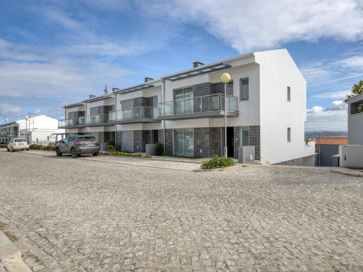 Modern Holiday Home In Salir Do Porto With Swimming Pool Salir de Porto Екстер'єр фото