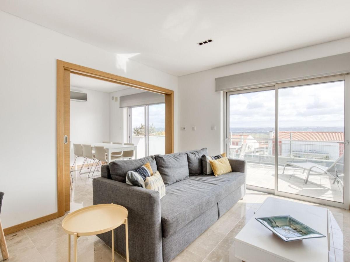 Modern Holiday Home In Salir Do Porto With Swimming Pool Salir de Porto Екстер'єр фото