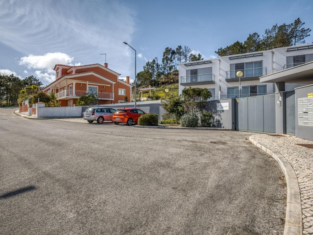 Modern Holiday Home In Salir Do Porto With Swimming Pool Salir de Porto Екстер'єр фото