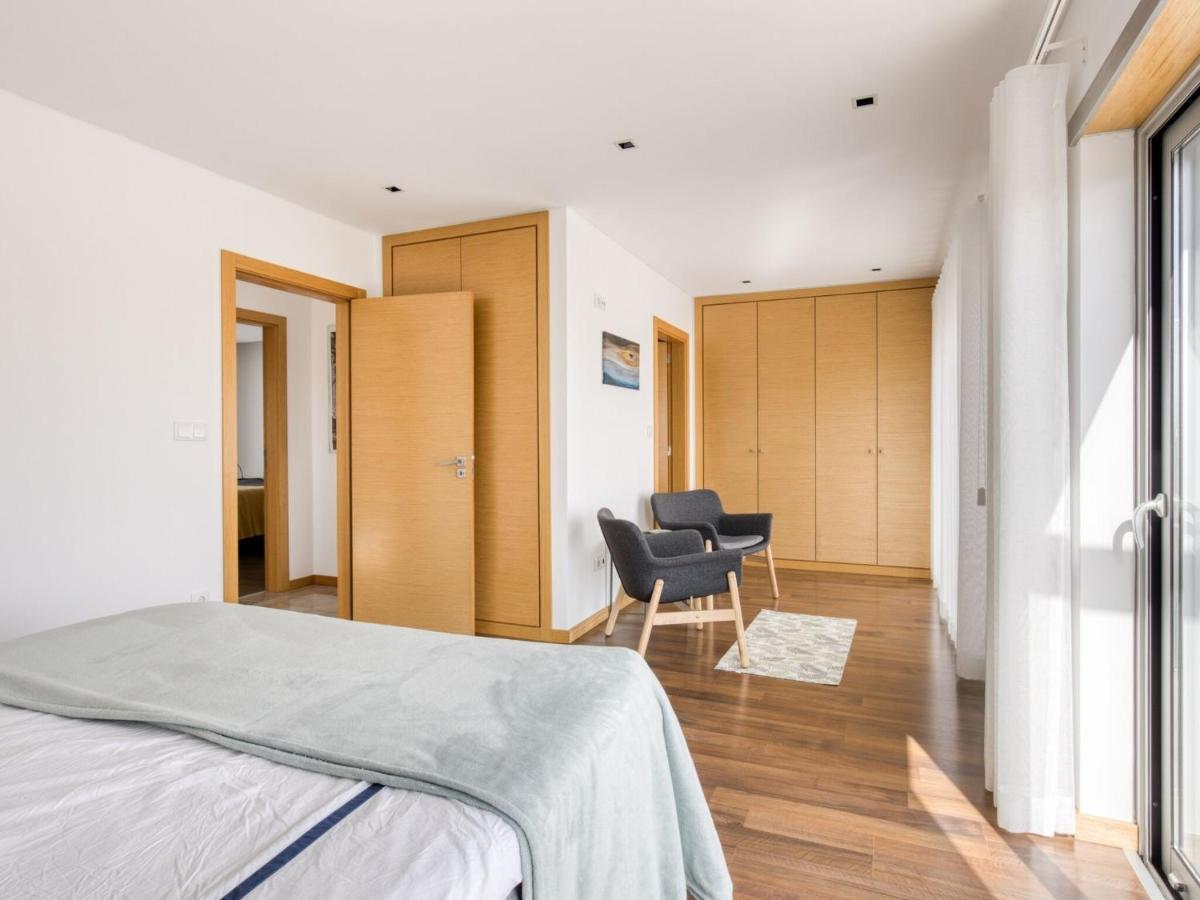 Modern Holiday Home In Salir Do Porto With Swimming Pool Salir de Porto Екстер'єр фото