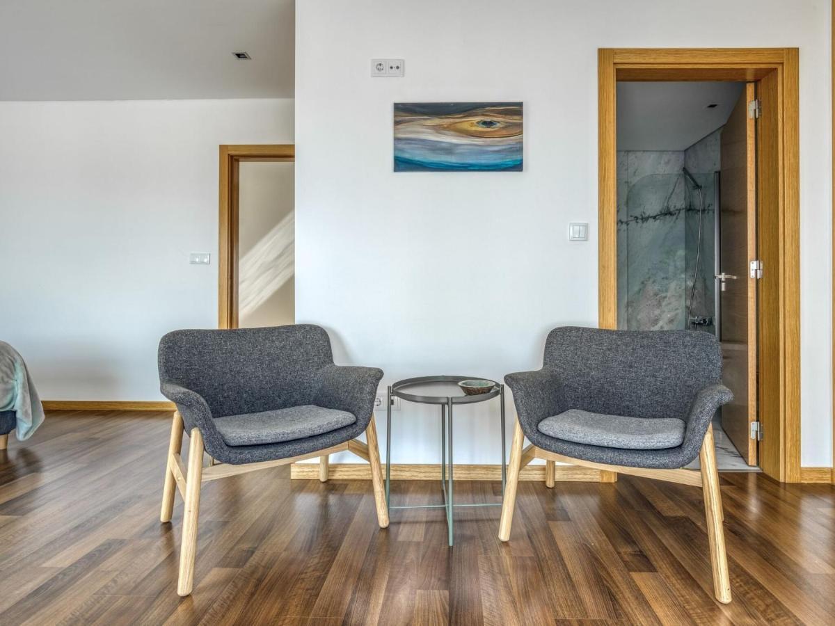 Modern Holiday Home In Salir Do Porto With Swimming Pool Salir de Porto Екстер'єр фото