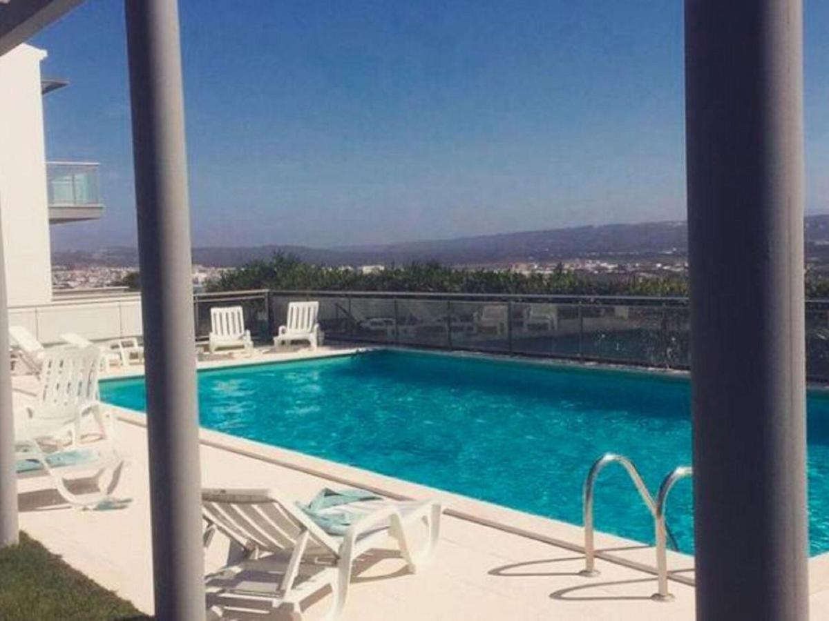 Modern Holiday Home In Salir Do Porto With Swimming Pool Salir de Porto Екстер'єр фото